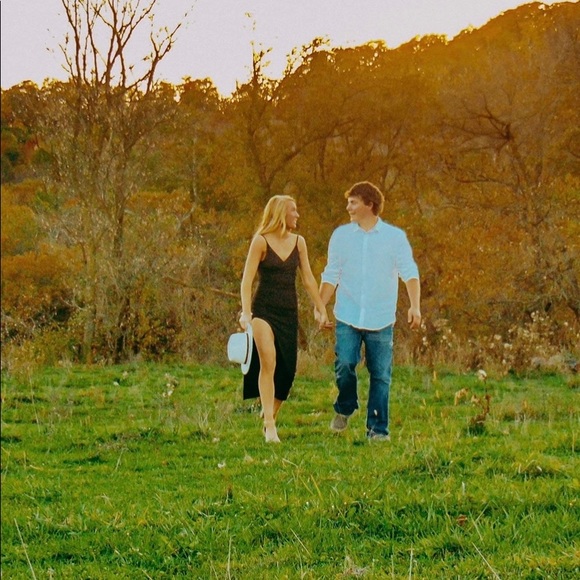 Meet your Posher, Emily - Picture 1 of 1